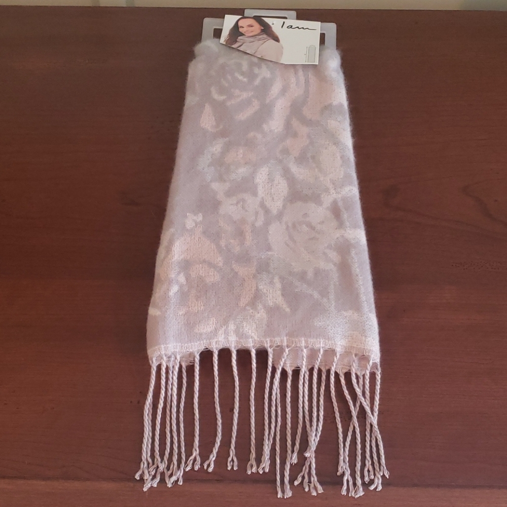 Fringe scarf